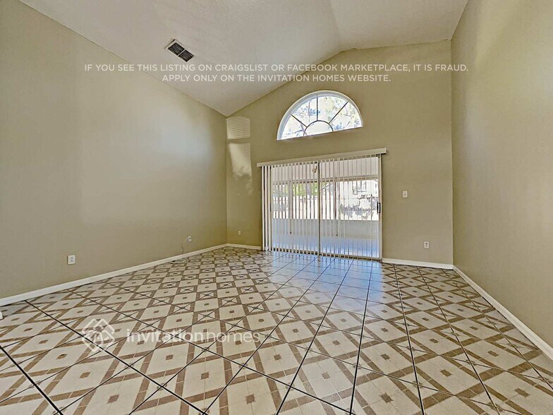 Building Photo - 4508 Oakton Dr
