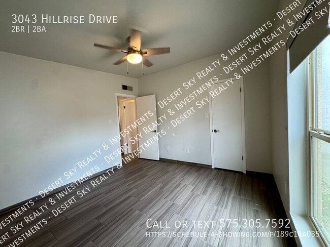 Building Photo - 3043 Hillrise Dr