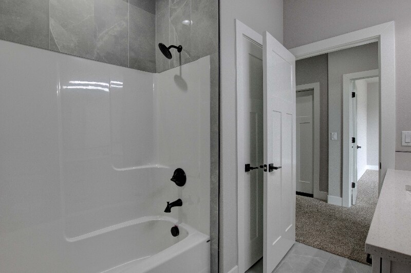 Building Photo - 750 Rio Vis Lp