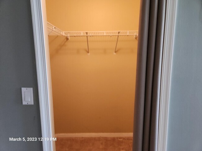 Building Photo - 3672 SW Carmody St