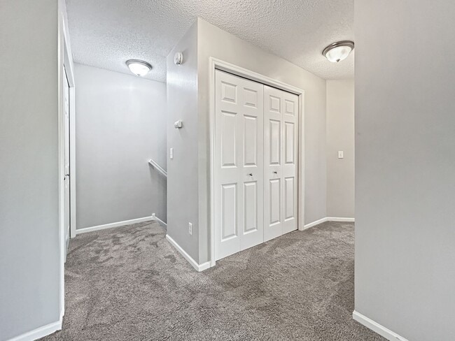 Building Photo - 8449 Forestview Ln N