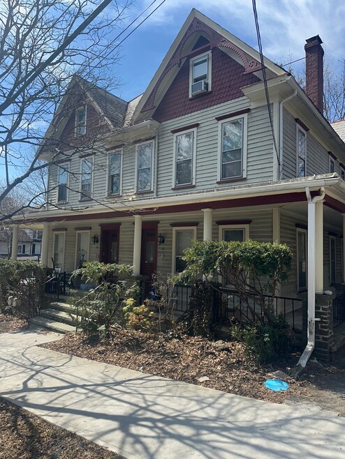 Building Photo - 113 N 6th St