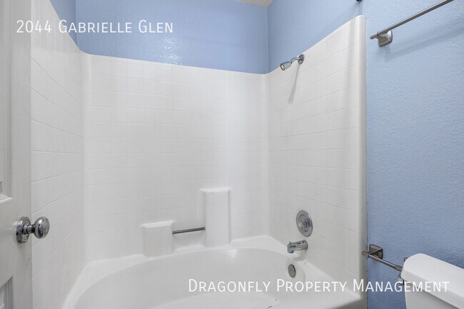 Building Photo - 2044 Gabrielle Glen