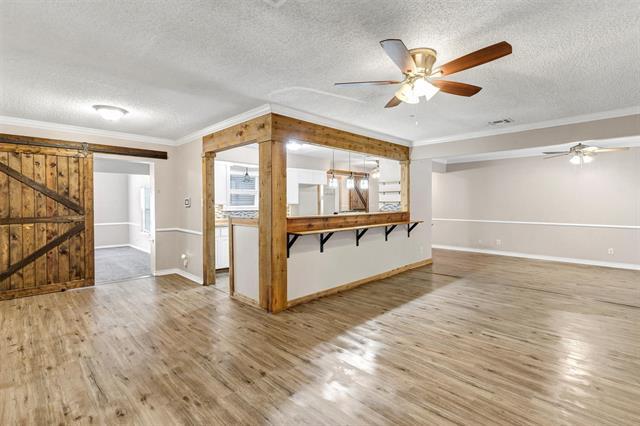 Building Photo - 616 Bellevue Dr