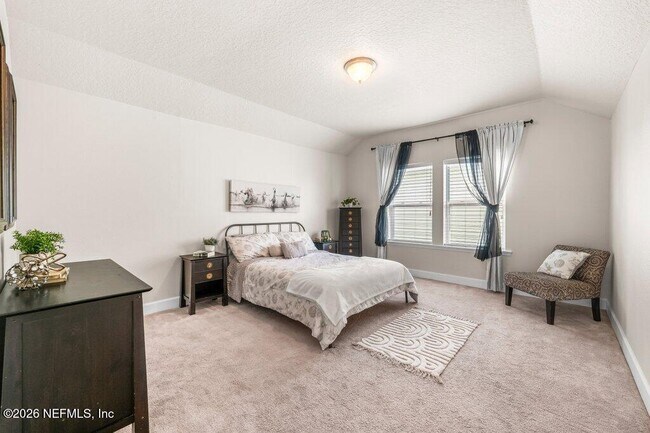 Building Photo - 131 Paradise Valley Dr