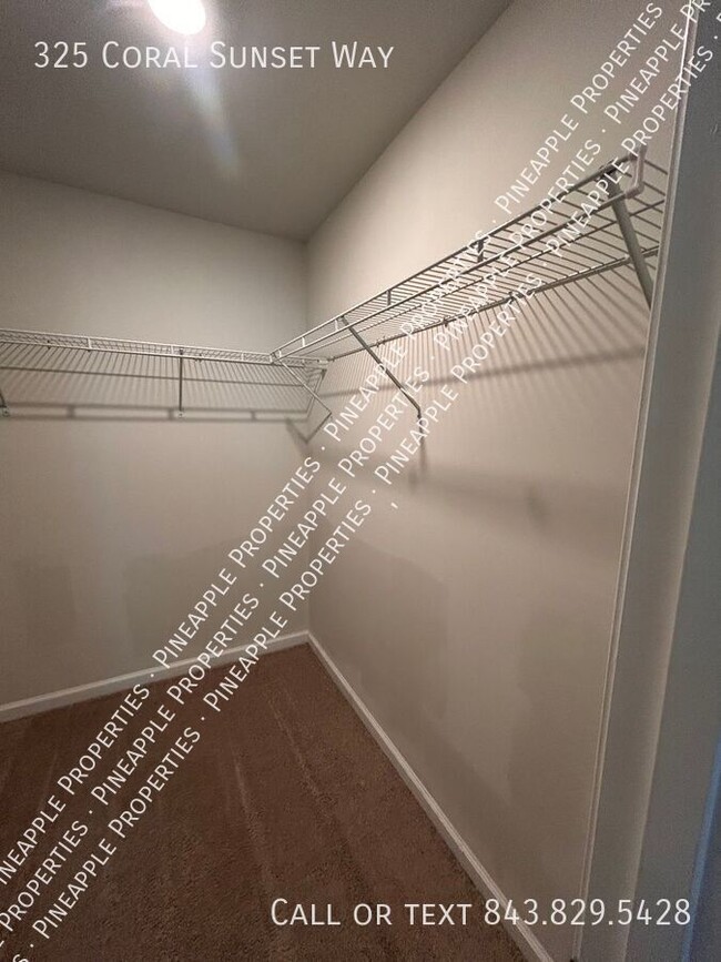 Building Photo - 325 Coral Sunset Wy