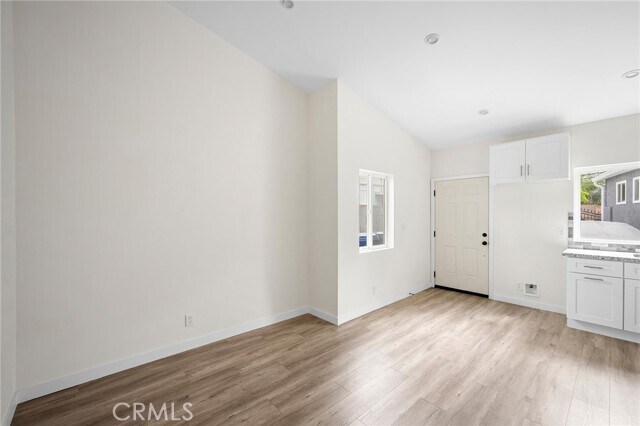 Building Photo - 10321 Sherman Grove Ave