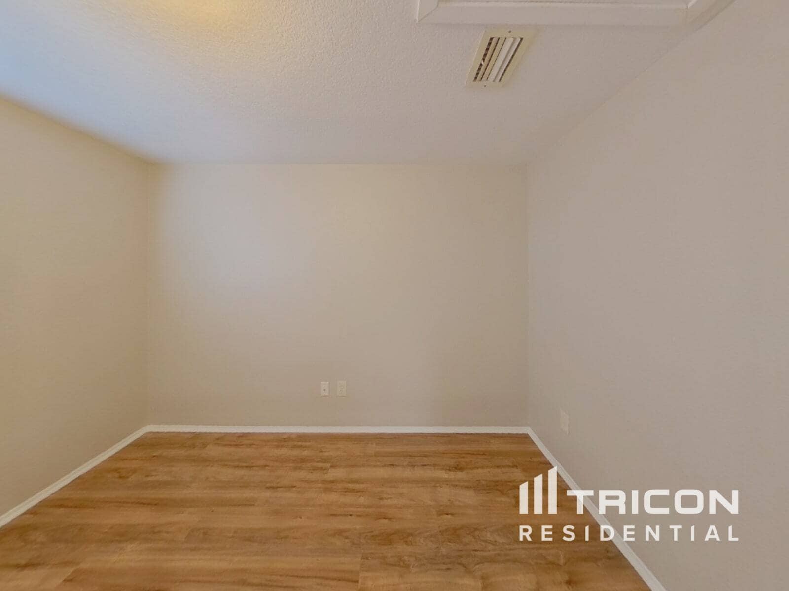 Building Photo - 6401 81st Ave