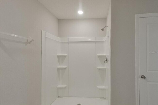 Building Photo - 8624 SW 44th Ct