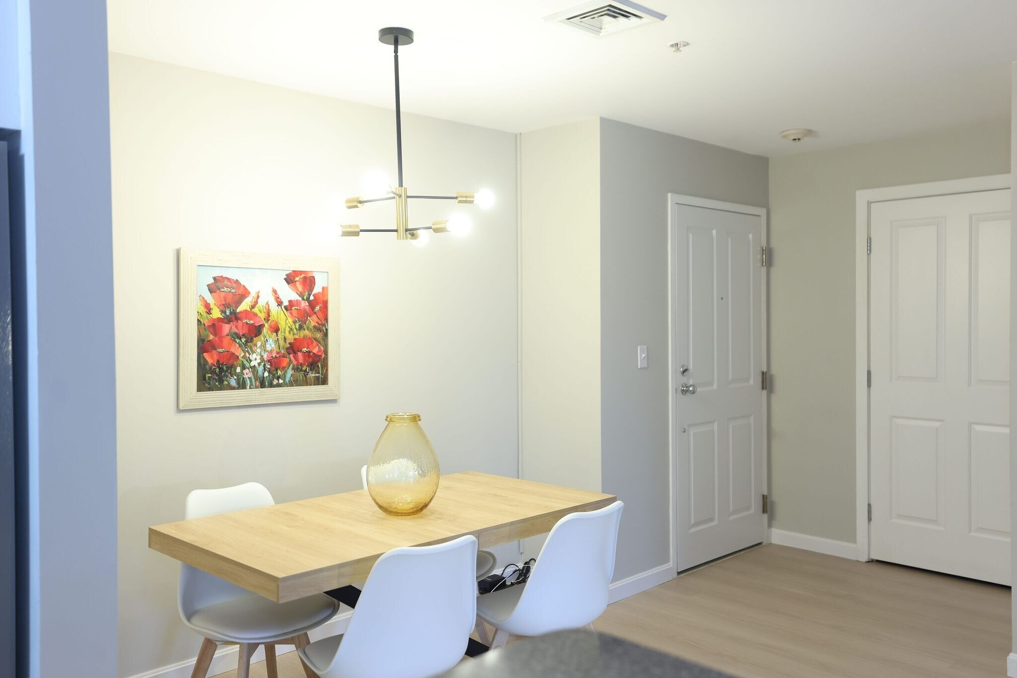 Building Photo - 30 Franklin St