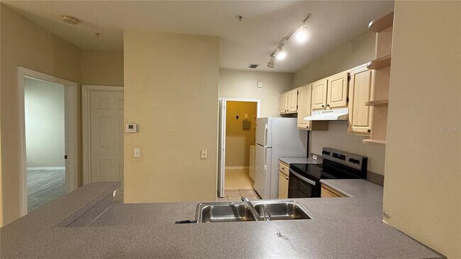 Building Photo - 2525 Maitland Crossing Way