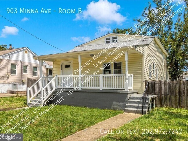 Building Photo - 903 Minna Ave