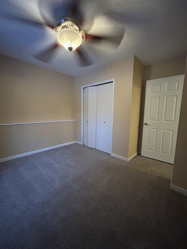 Building Photo - 9715 Sinina Pl