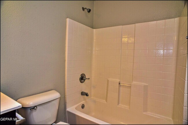 Building Photo - 703 Joe Rodriguez Dr