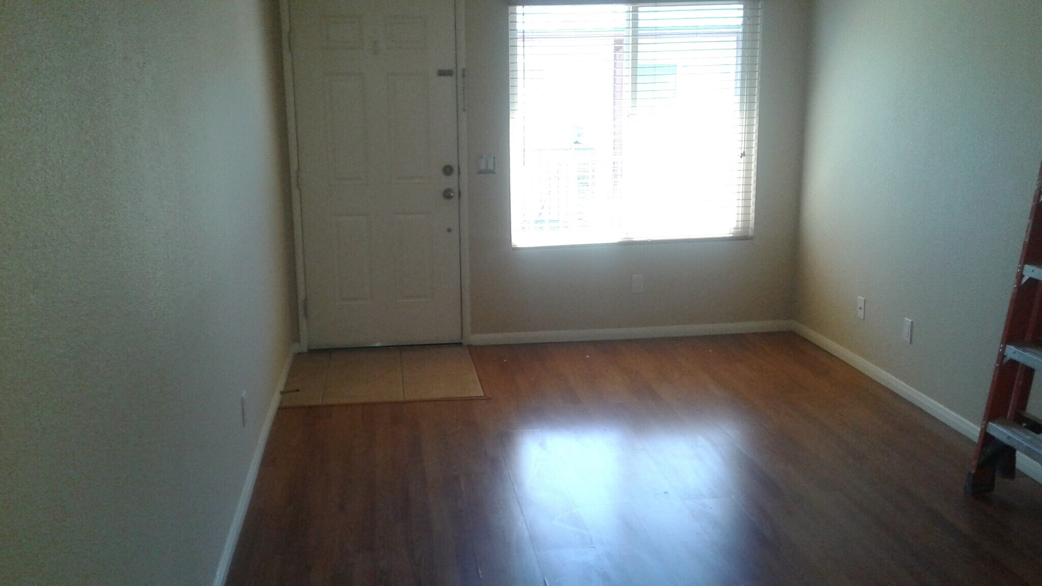 Building Photo - 311 Cottonwood Rd