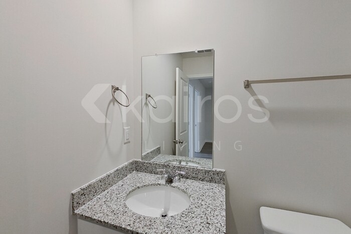 Building Photo - 360 Ironwood Ct