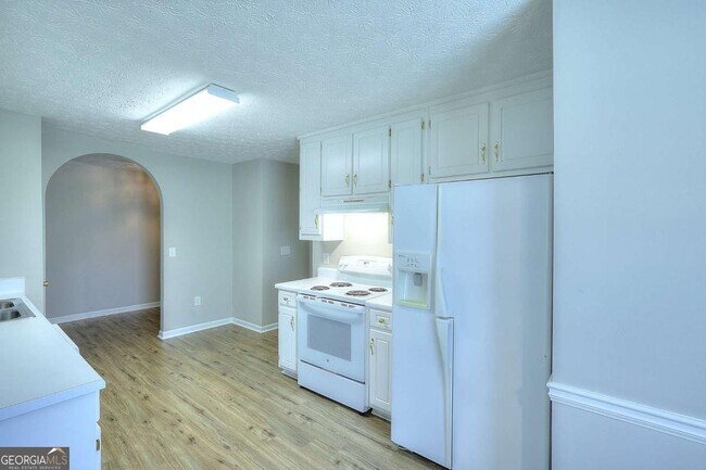 Building Photo - 4160 Janel Ln