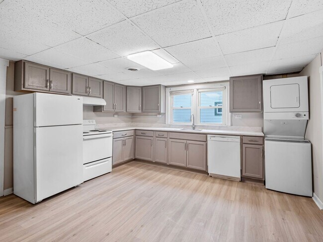 Building Photo - 2BR/1BA House for Rent in Norwich Neighborhood