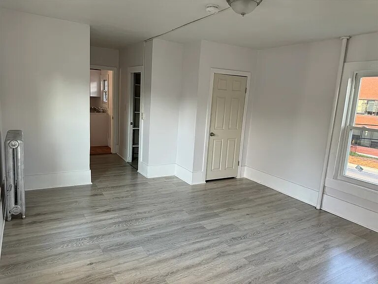 Building Photo - 164 Myrtle Ave