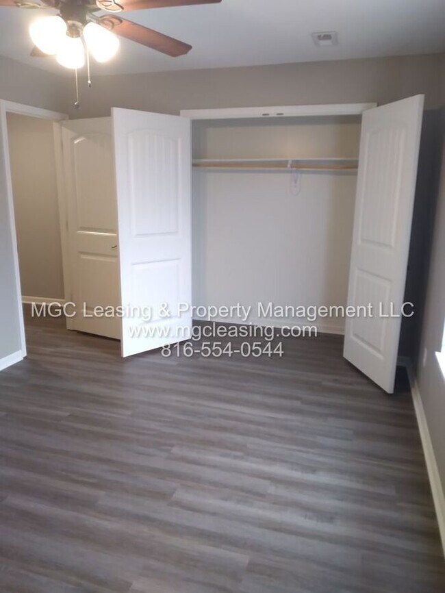 Building Photo - Beautiful Serrano Townhome with Walk-out Basement