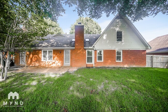 Building Photo - 8464 Buckhurst Rd