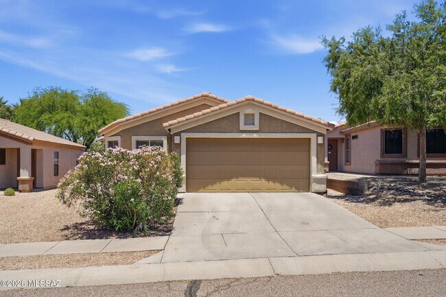 Building Photo - 8435 E Bowline Rd