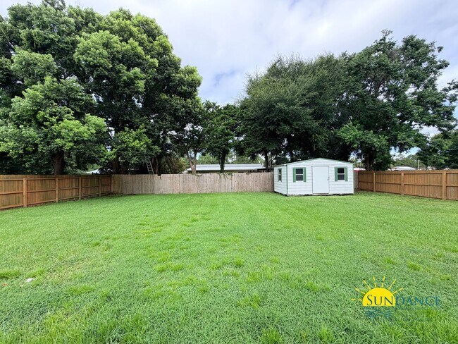Building Photo - Spacious 3BR Home in Fort Walton Beach, Near Highway 98!