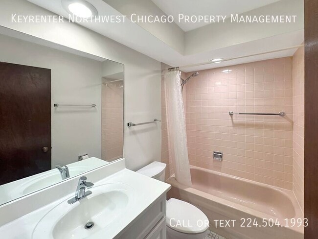 Building Photo - 5015 Dukesberry Ln