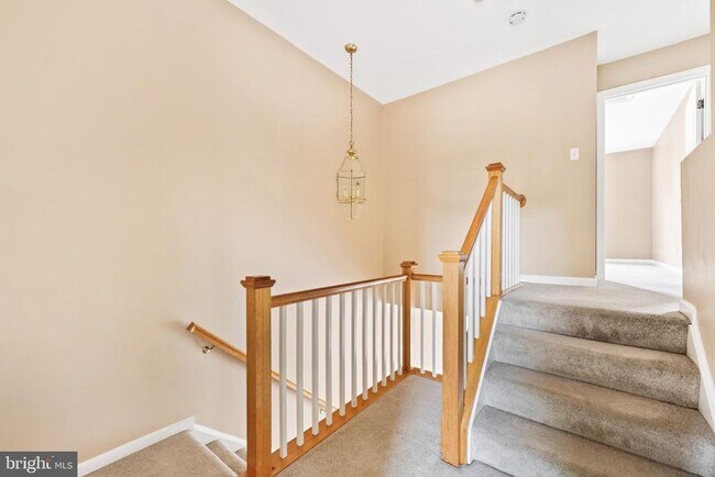 Building Photo - 4022 Dogberry Ln