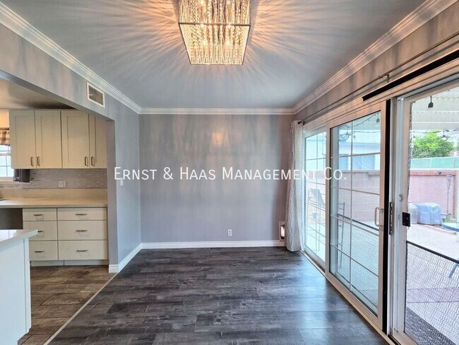Building Photo - 8131 San Mateo Cir