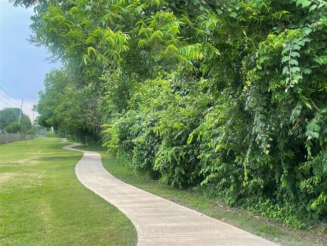 Building Photo - 5366 Blue Mountain Ln