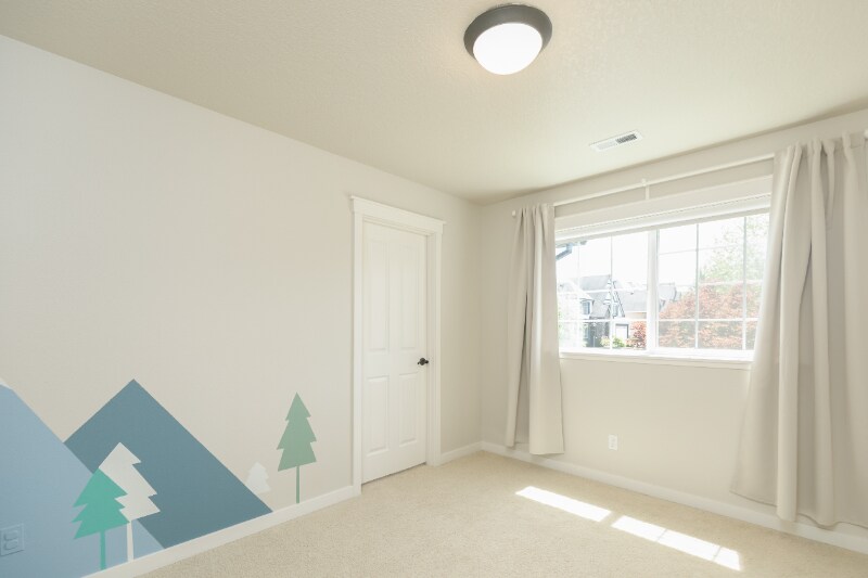 Building Photo - 13435 NW Payne Dr