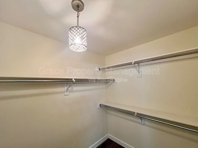Building Photo - 22192 Pebble Brook Ln