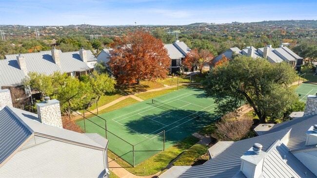 Building Photo - 112 World of Tennis Sq