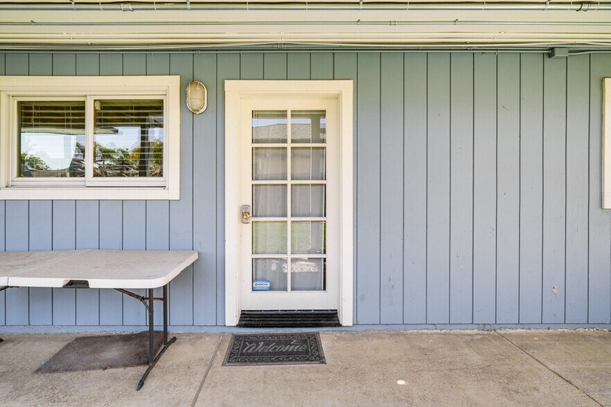 Building Photo - 705 Alsace Lorraine Ave