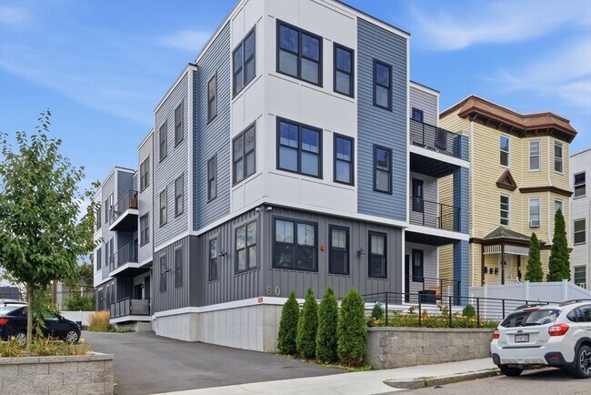 Building Photo - 60 Fuller St