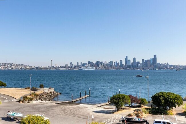 Building Photo - Enormous Waterfront Alki Condo w/ Stunning Views and Rare 2-Car Secure Parking
