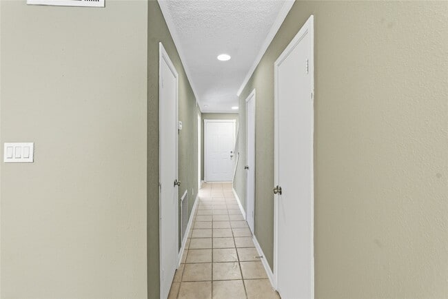 Building Photo - 8321 Nairn St