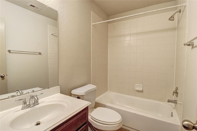 Building Photo - 21514 Daylily Hills Dr