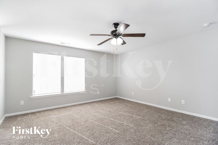 Building Photo - 4010 Shallowcreek Ct
