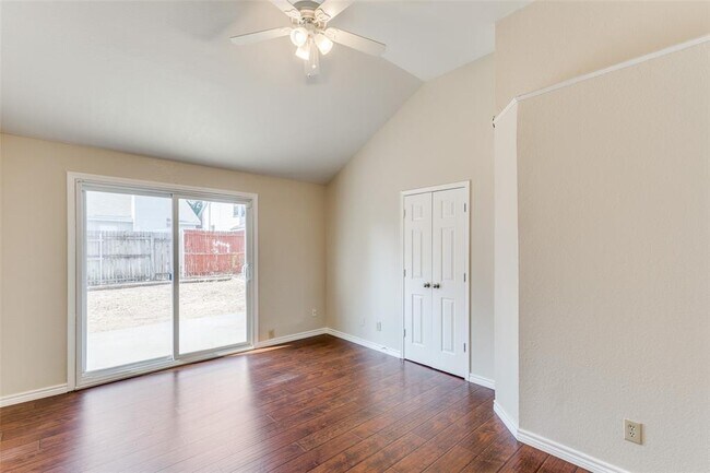 Building Photo - 4748 Bracken Dr