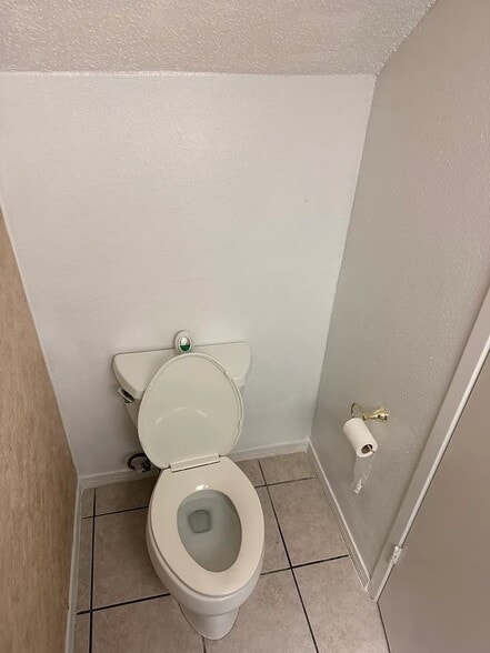 Building Photo - 13616 Dutch Myrtle