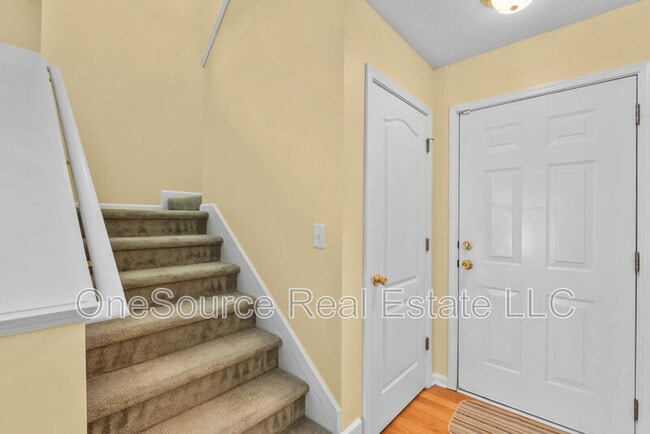 Building Photo - 77 Darby's Crossing Point
