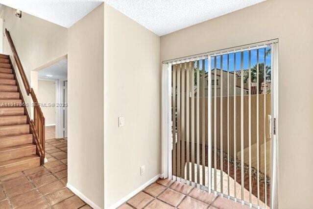 Building Photo - 1353 Springside Dr