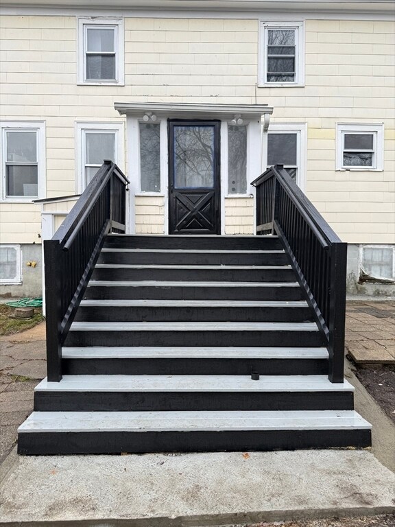 Building Photo - 175 Child St