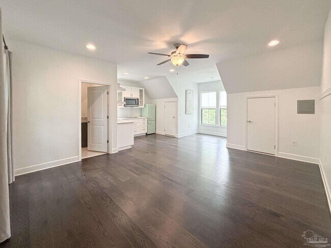 Building Photo - 10682 Noreaster Way