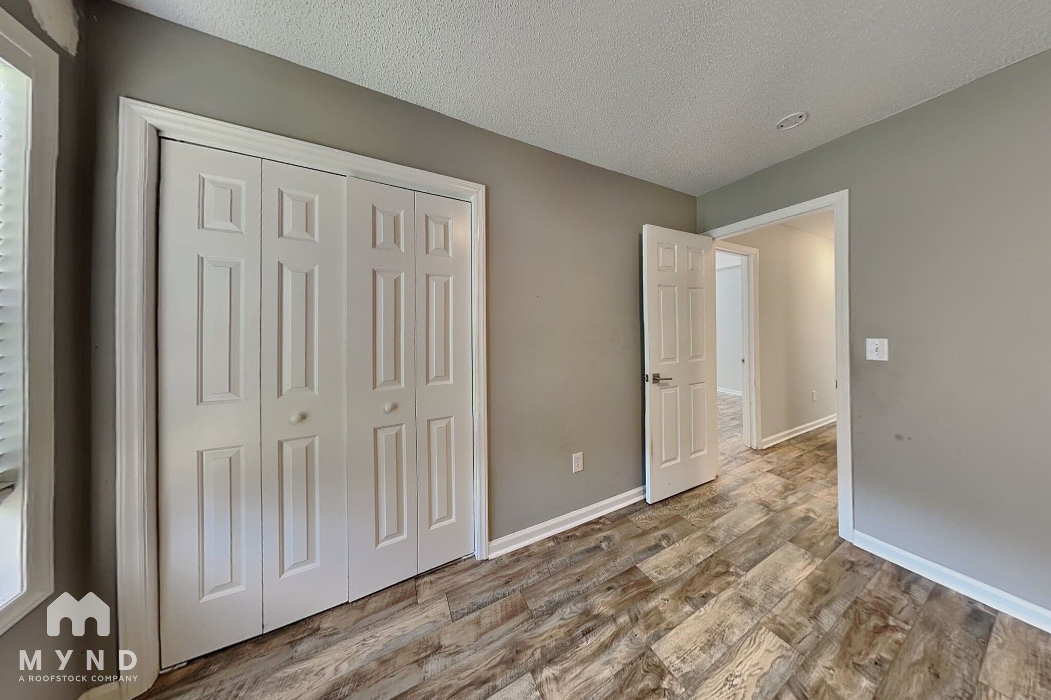 Building Photo - 200 Cedar Ridge Cir