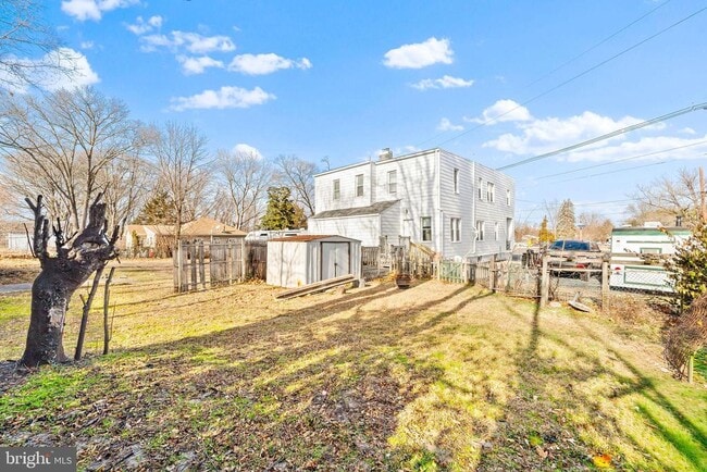 Building Photo - 1945 Cooper St