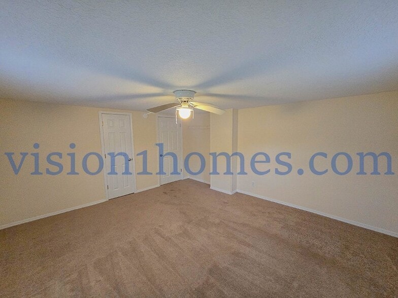 Building Photo - 4641 S Dixie Hwy