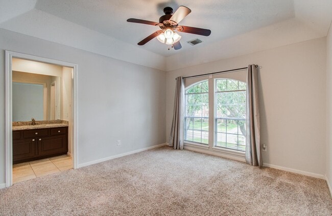 Building Photo - 1311 Hopkins Park Dr